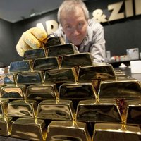 Altın fiziki talepten destek aldı