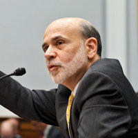 Bernanke: Kriz ihtimali azaltılmalı
