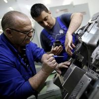 Euro Bölgesi sanayi üretiminde beklenmedik düşüş