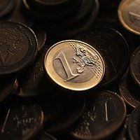 Euro veriler ile zayıfladı