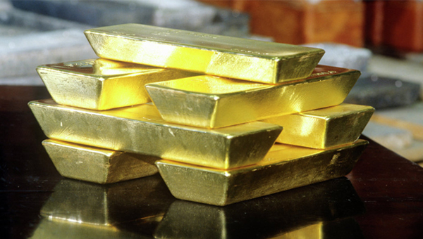 Tonlarca altın İran'a döndü